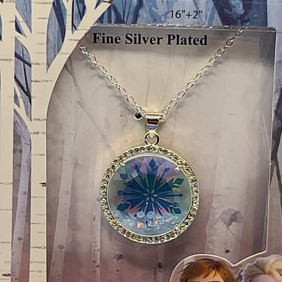 NWT Disney's Frozen II Snowflake Silver Plated Necklace - Picture 4 of 5